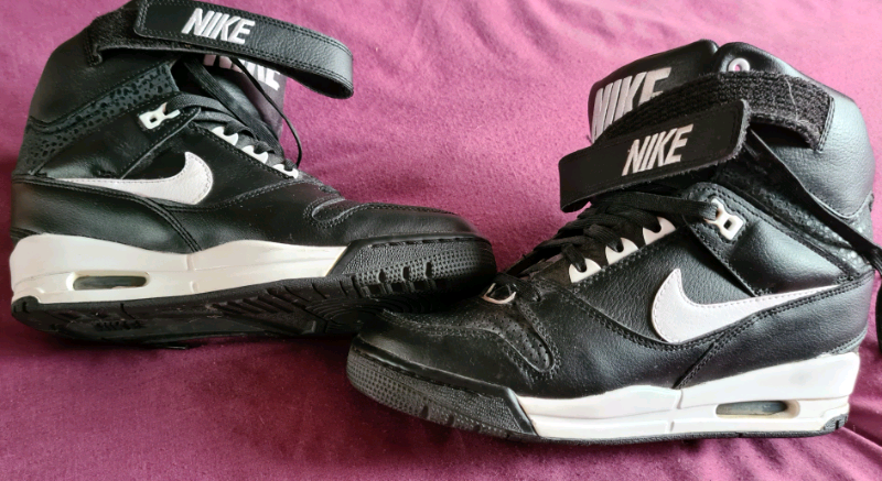 nike wedge trainers uk